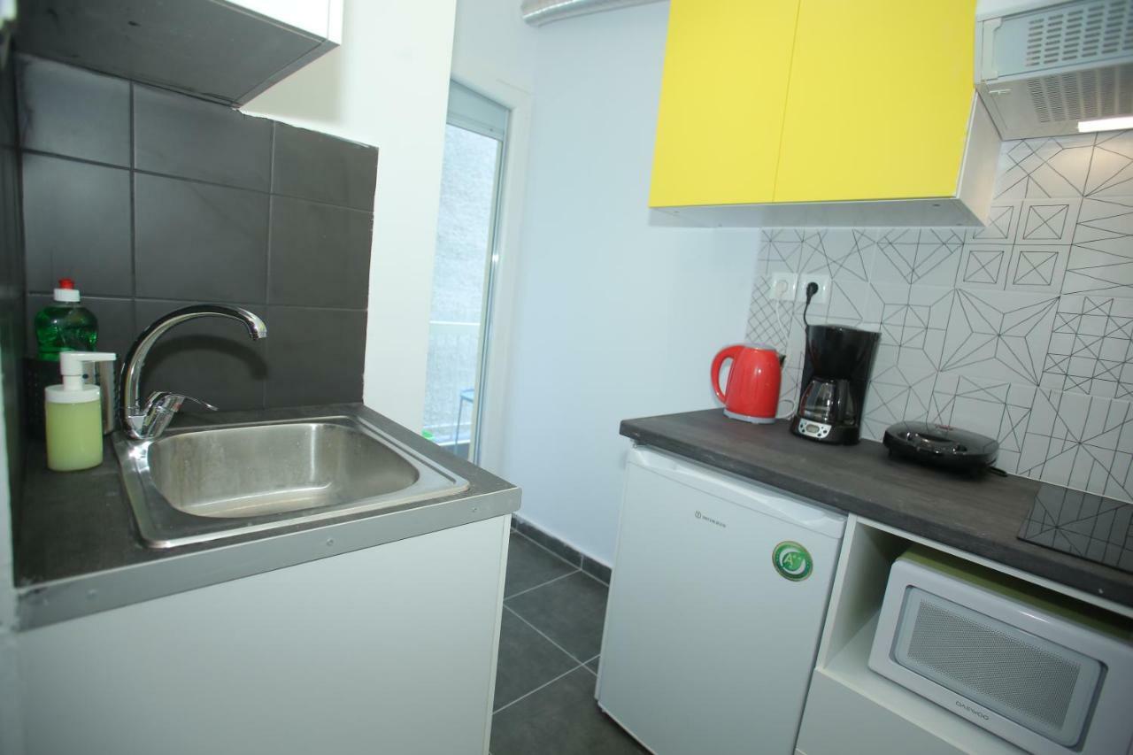 Central Studio Flat Солун Екстериор снимка