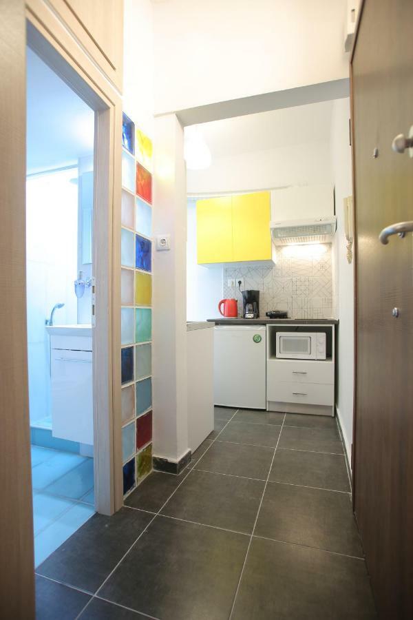 Central Studio Flat Солун Екстериор снимка